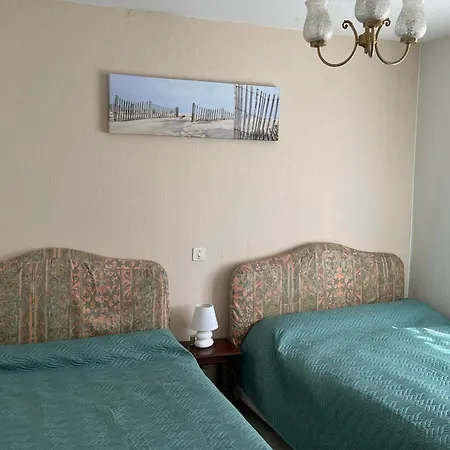 Сasa de vacaciones Charmante Maison Avec Jardin Intime